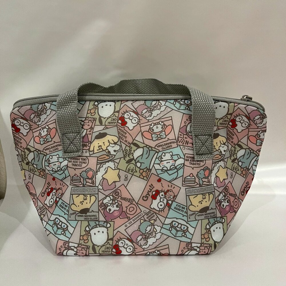 NWT Sanrio Hello Kitty Insulated Zipper Small Insulated Bag